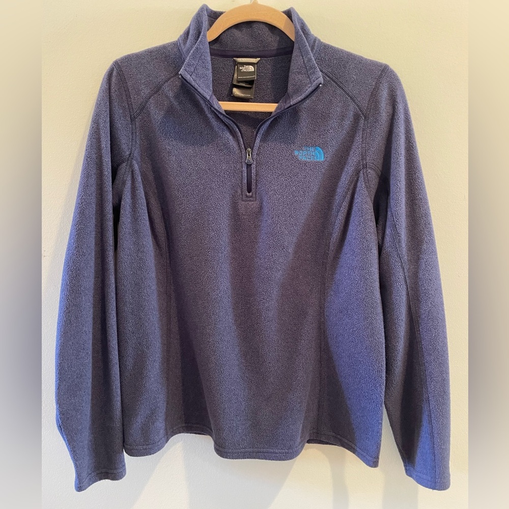 NORTH FACE Women’s Lightweight Fleece 1/4 Zip Pull Over